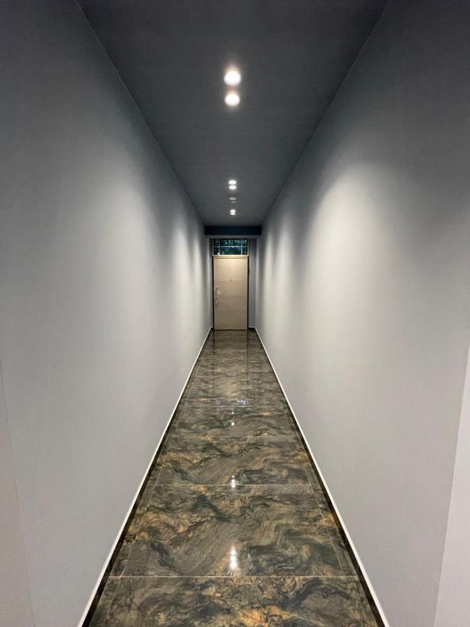 فندق Bujtina Apsus بيرات المظهر الخارجي الصورة