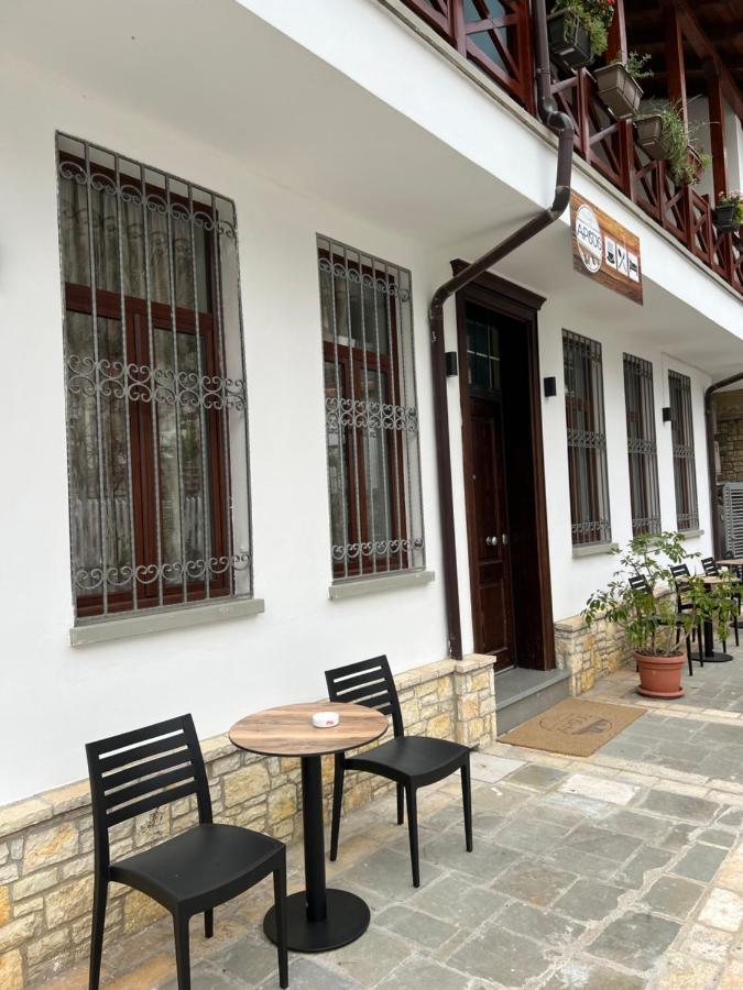 فندق Bujtina Apsus بيرات المظهر الخارجي الصورة